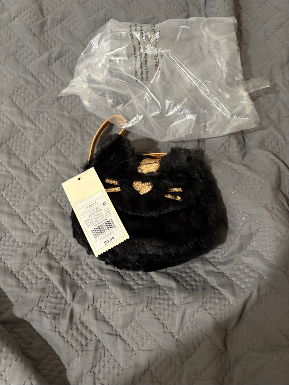 Cat & Jack Black Faux Fur Cat Face Mini Wristlet with Gold Accents